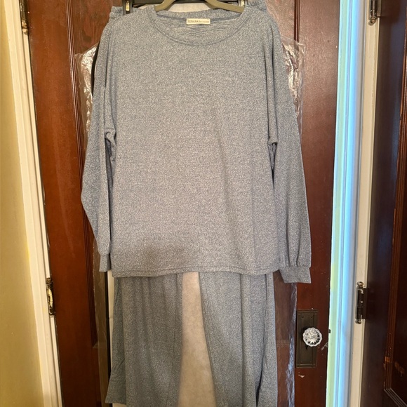 Blue Long Sleeve Top and Pants Set - Picture 1 of 3